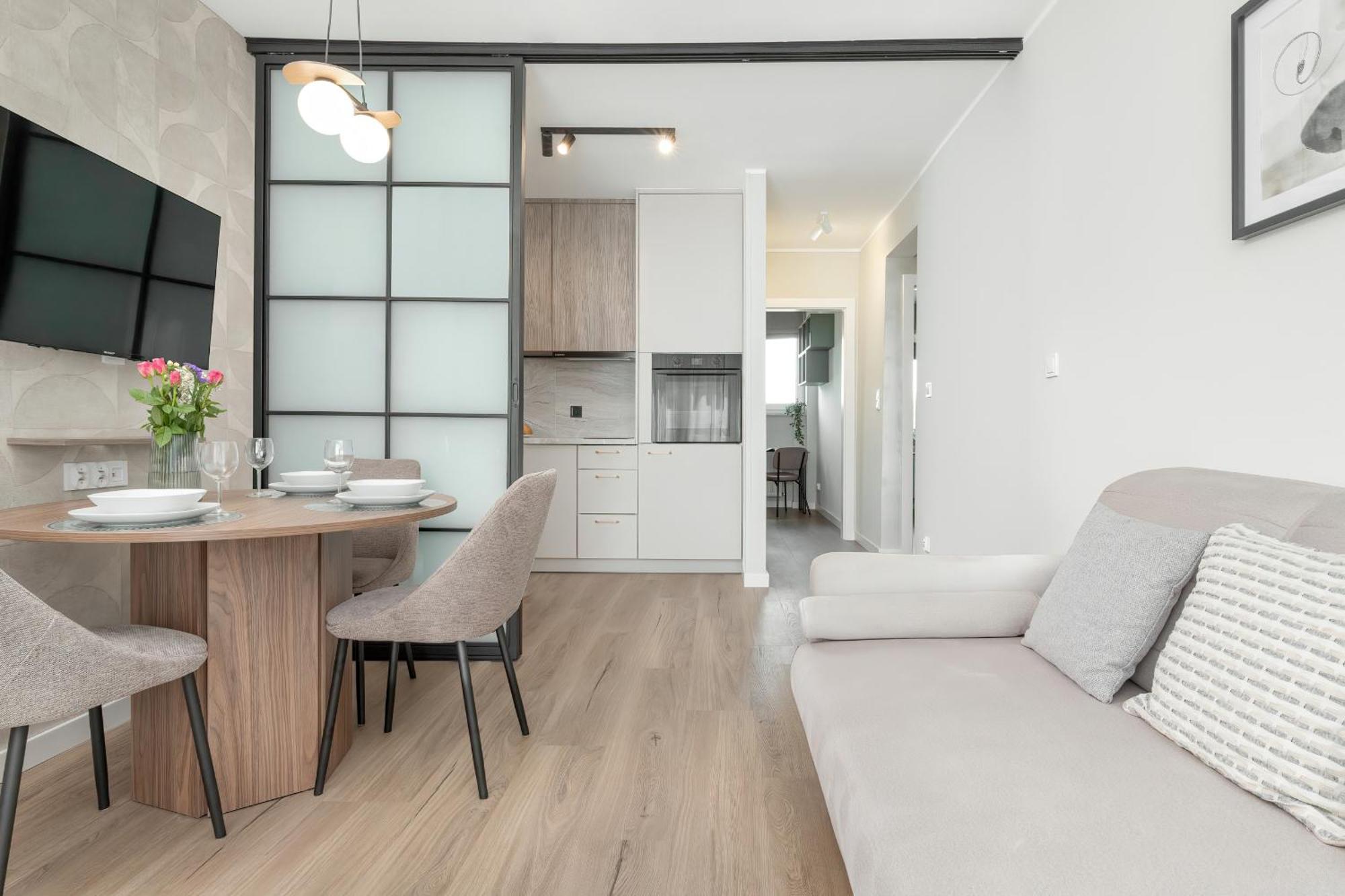 Kaszmirowy Z 2 Sypialniami Blisko Plazy W Gdansku By Renters Apartment